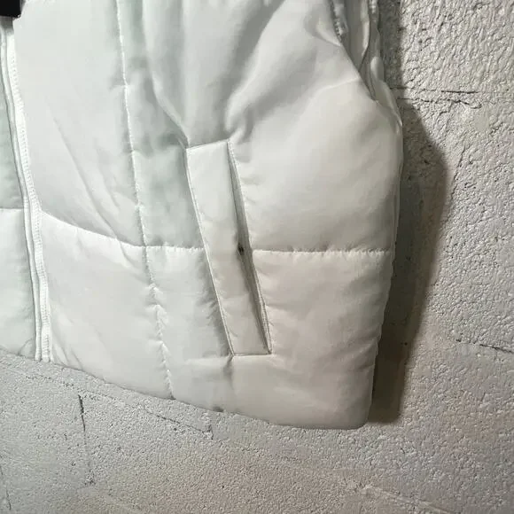 Nike Woman's Water Repellent Therma-FIT Loose Puffer Vest White Large - Picture 4 of 8